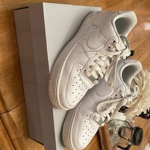 White Womens AirForce 1s
